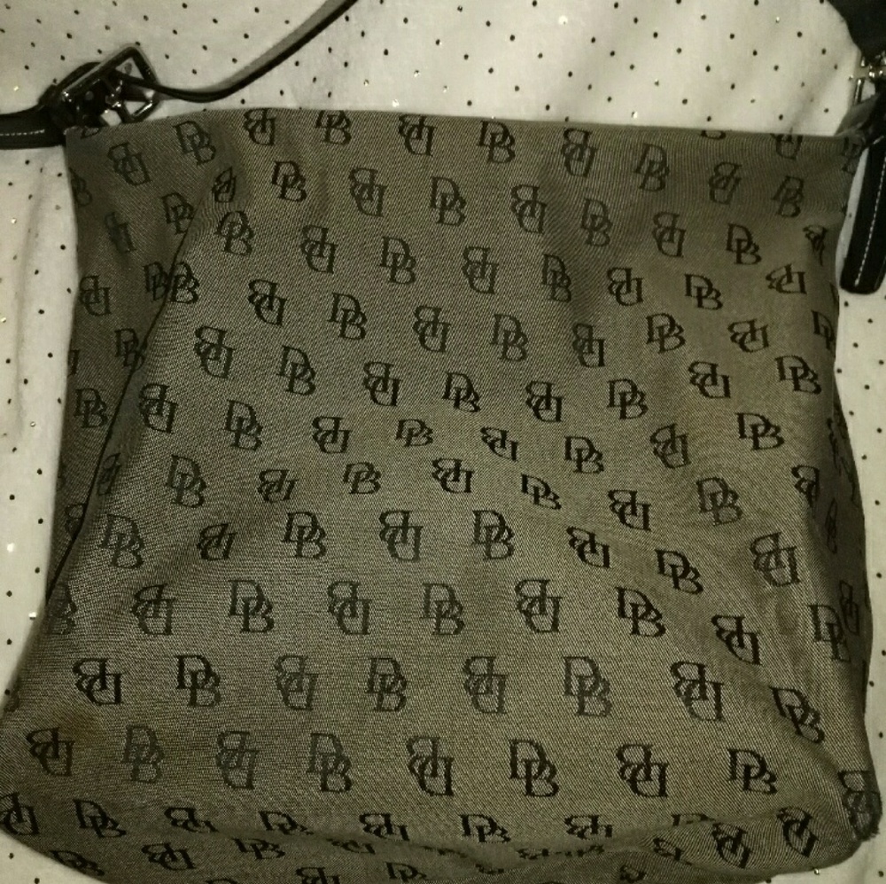 Dooney & Bourke Shoulder Bag